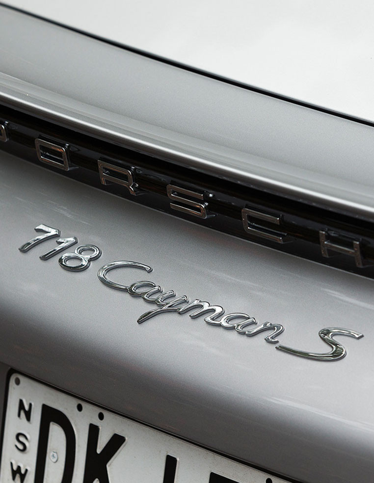 Logo Porsche 718 Cayman S chrome