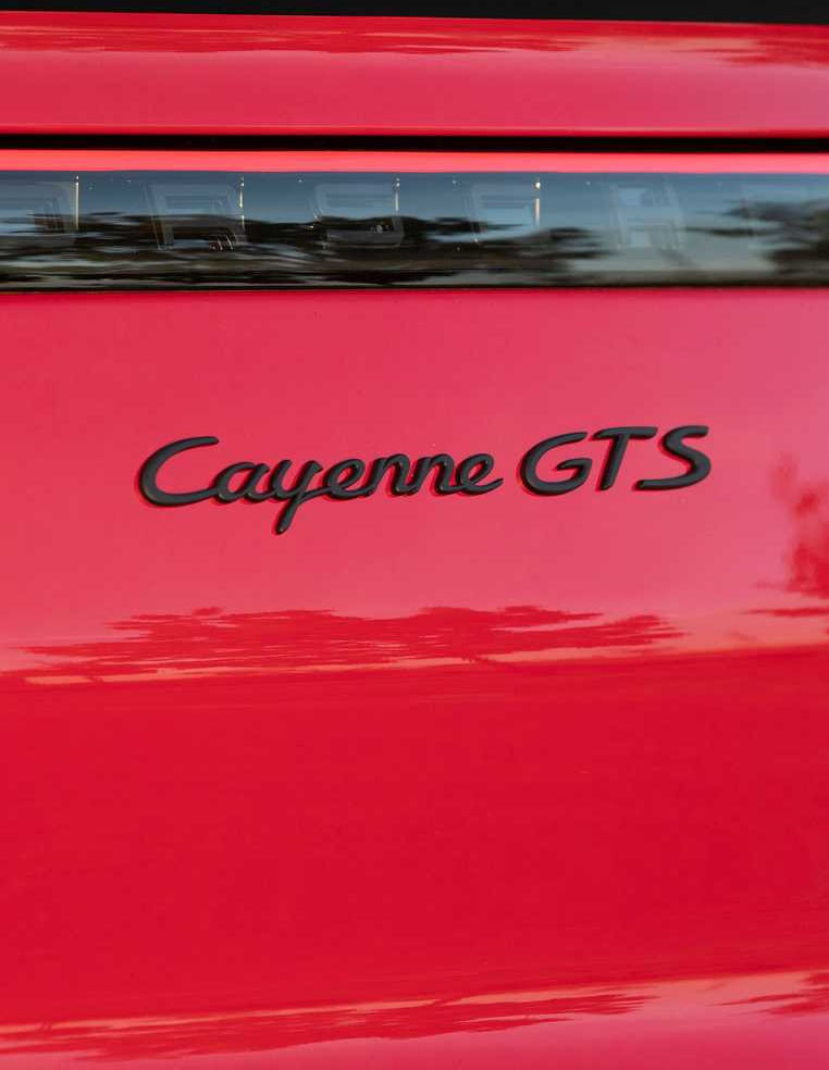 Logo monogramme emblème arrière Porsche