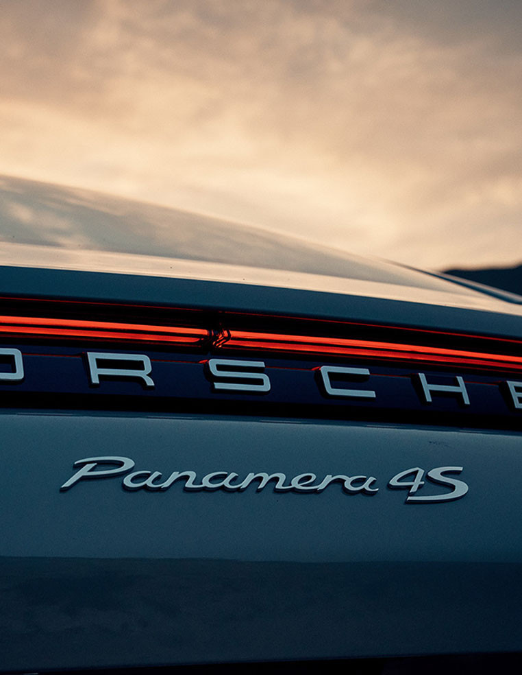 Logo emblème 4 pour Porsche