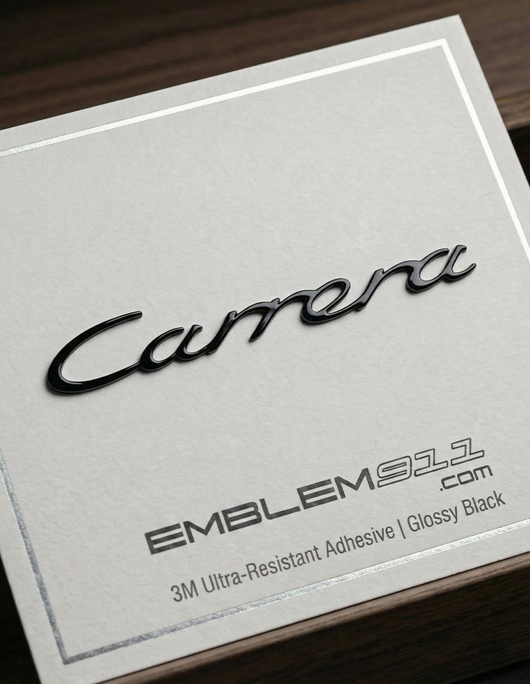 Logo insigne Carrera version noir brillant pour hayon arrière Porsche