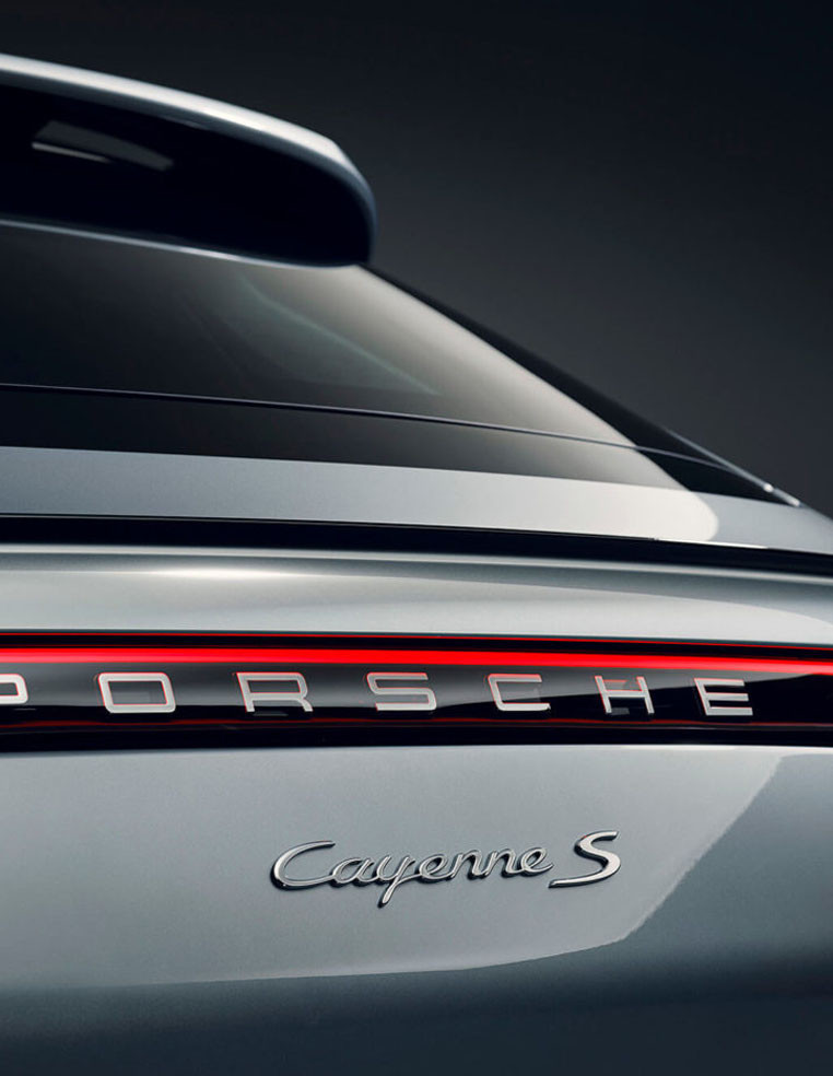 Logo Cayenne Chromé – Emblème, badge et lettrage arrière Porsche